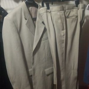 Midtown Man Suit